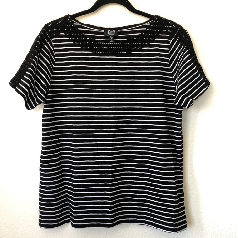 NWT Jones New York Top
